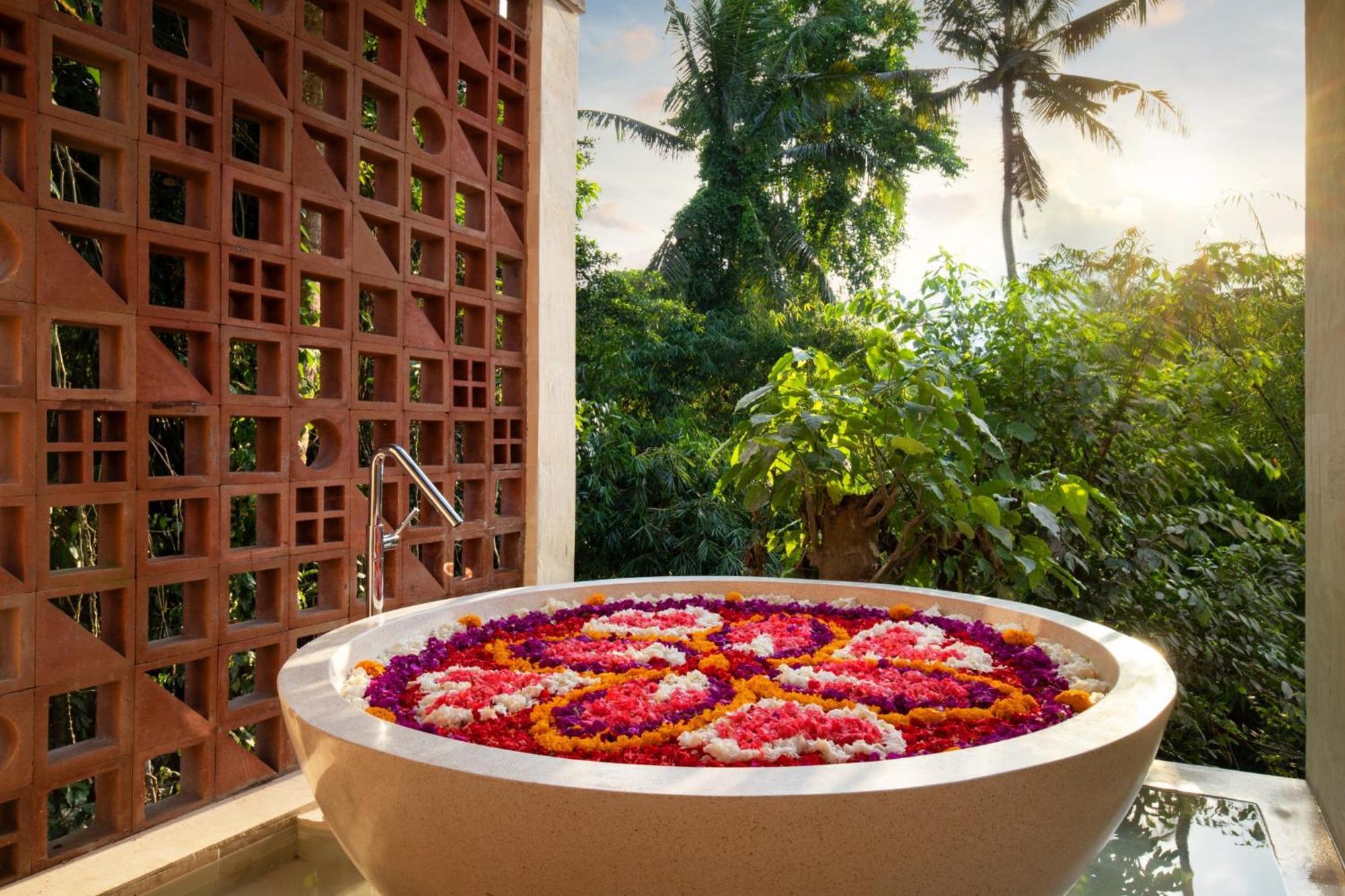 Suara Alam Hotel Ubud By Ini Vie Hospitality Екстериор снимка